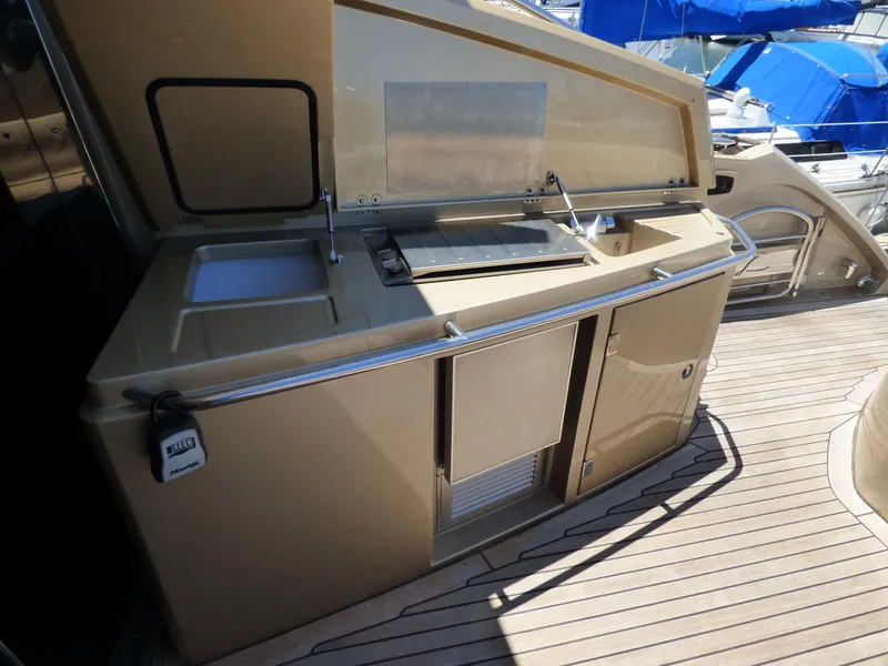 2007 Sunseeker Predator 62