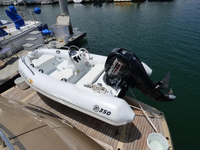 2007 Sunseeker Predator 62