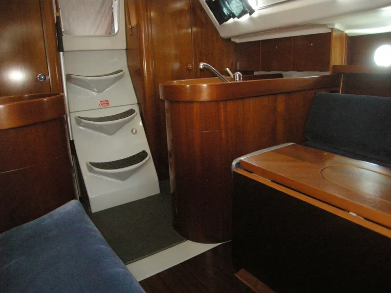 Interior aft