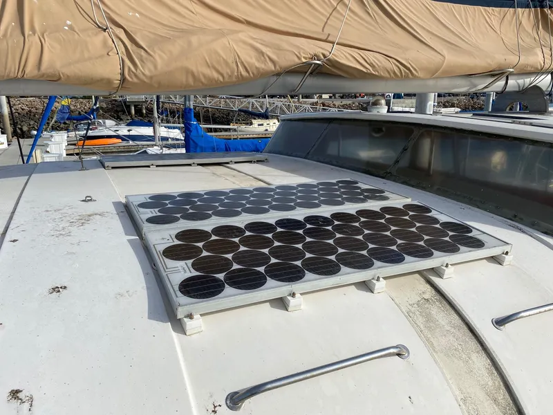 1990 Fountaine Pajot 53