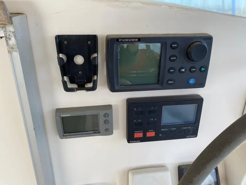 1990 Fountaine Pajot 53