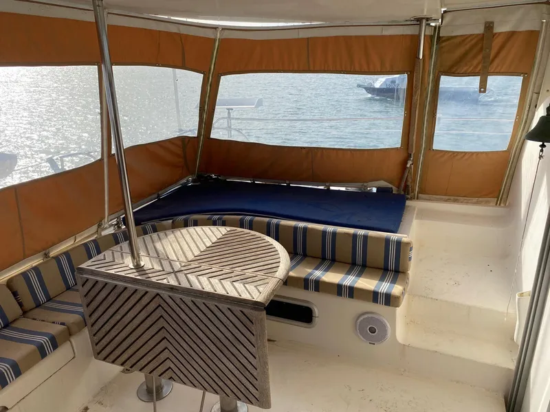 1990 Fountaine Pajot 53