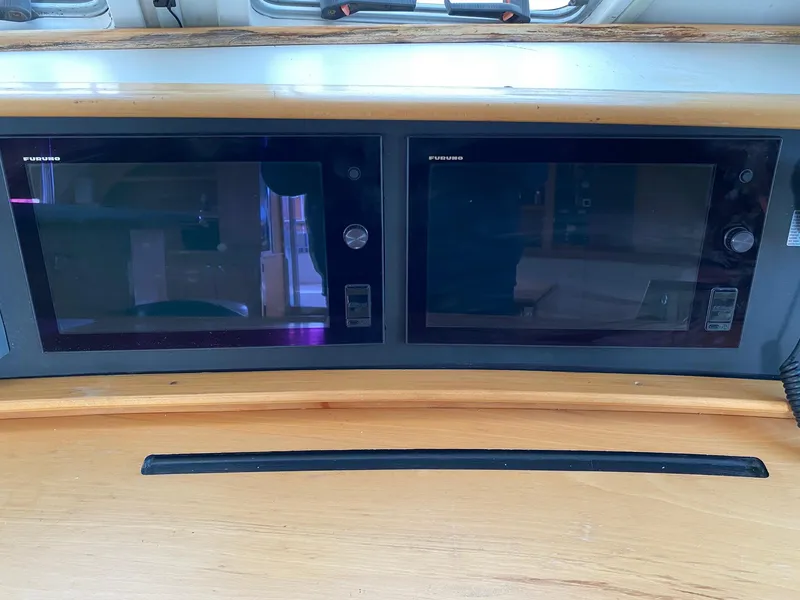 1990 Fountaine Pajot 53