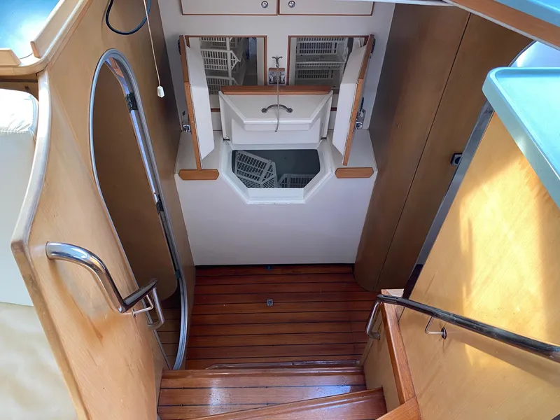 1990 Fountaine Pajot 53