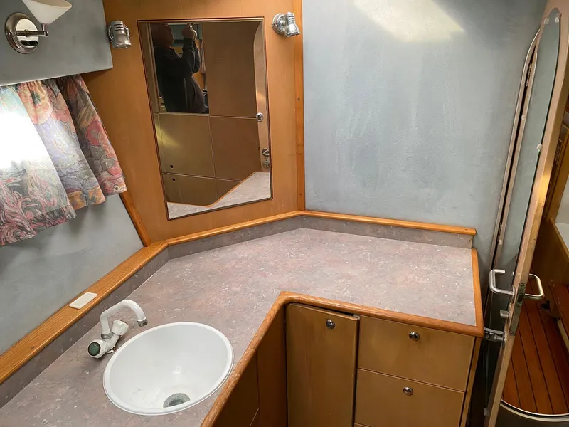 1990 Fountaine Pajot 53
