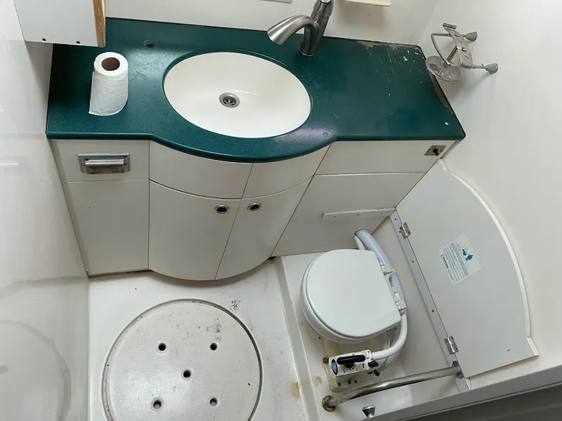 1990 Fountaine Pajot 53