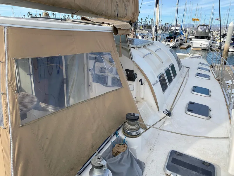 1990 Fountaine Pajot 53