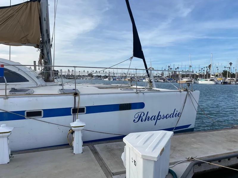 1990 Fountaine Pajot 53