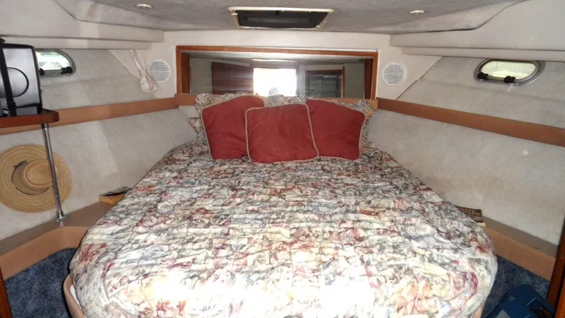 1998 Baylliner 3988