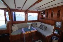 1978 Marine Trader Tri-Cabin