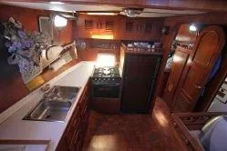 1978 Marine Trader Tri-Cabin