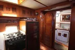 1978 Marine Trader Tri-Cabin