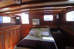 1978 Marine Trader Tri-Cabin