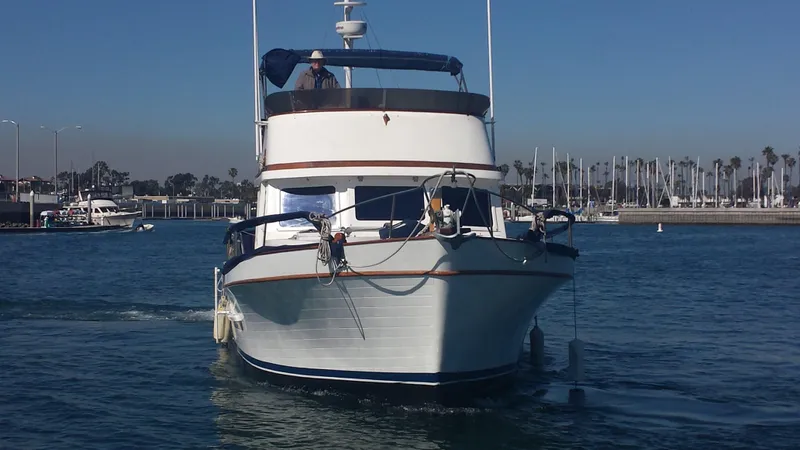 1978 Marine Trader Tri-Cabin
