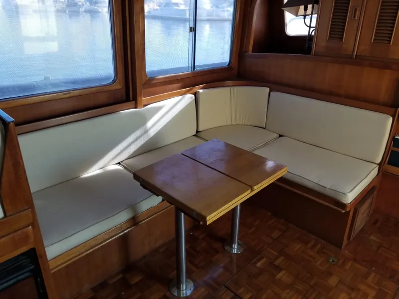 1978 Marine Trader Tri-Cabin