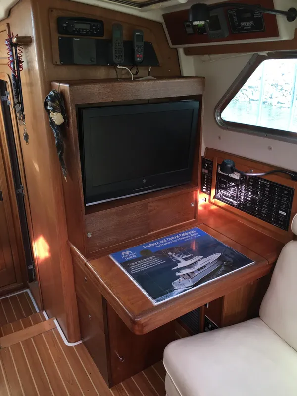 2006 Catalina Morgan 440