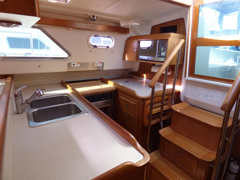 2006 Catalina Morgan 440