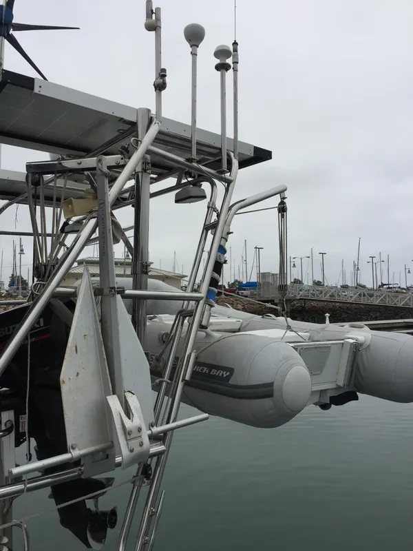 2006 Catalina Morgan 440