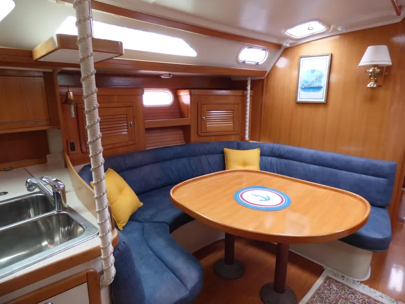 2004 Catalina 42 MkII