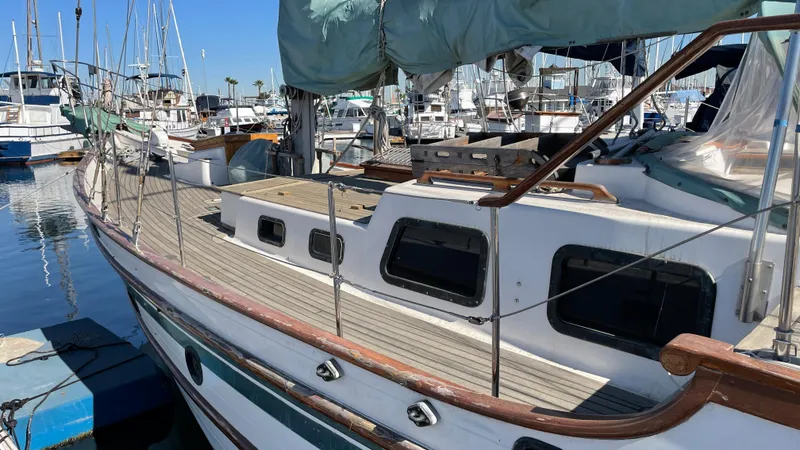 1981 Vagabond Ketch