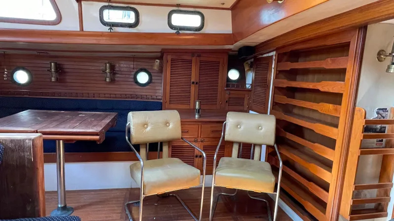 1981 Vagabond Ketch