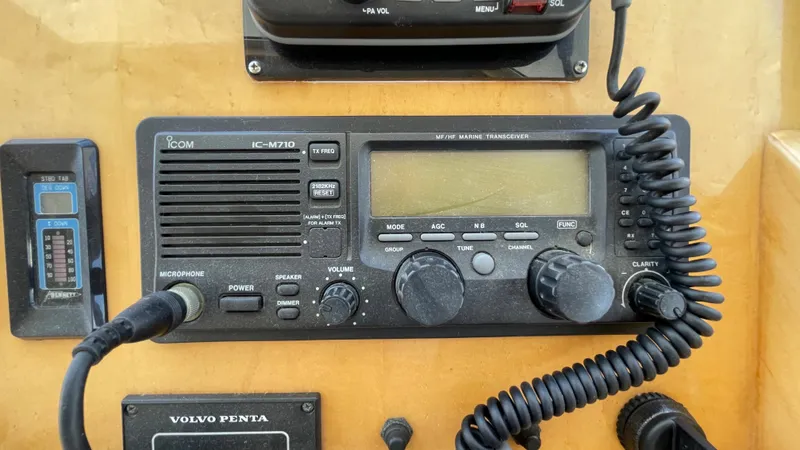 2000 Navigator 5300