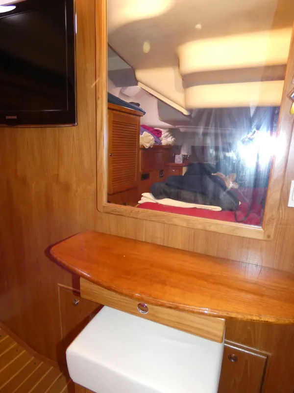 2009 Catalina 470