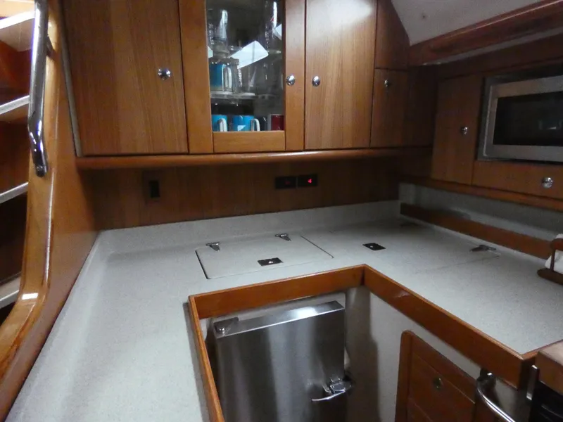 2009 Catalina 470