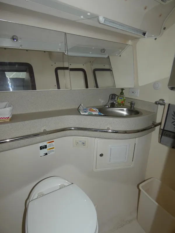 2009 Catalina 470