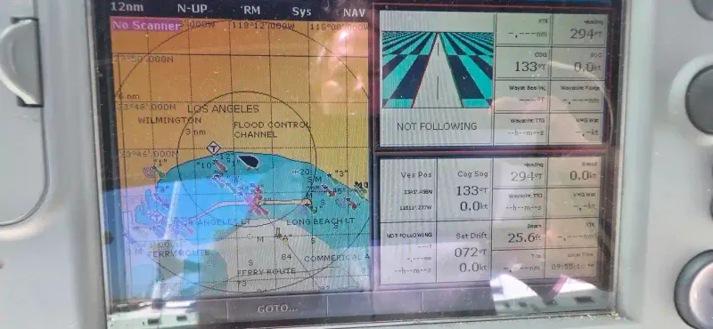 2005 Hunter 33