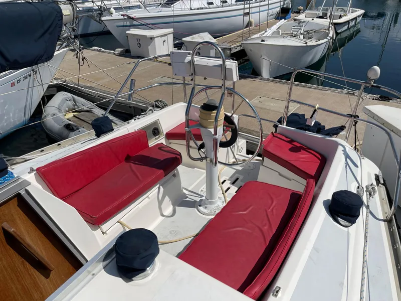 1991 Hunter 28