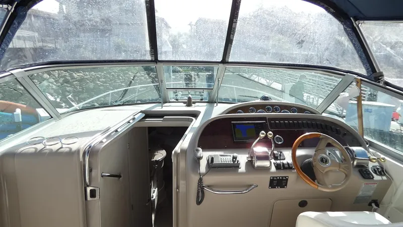 2001 Sea Ray Sundancer 310