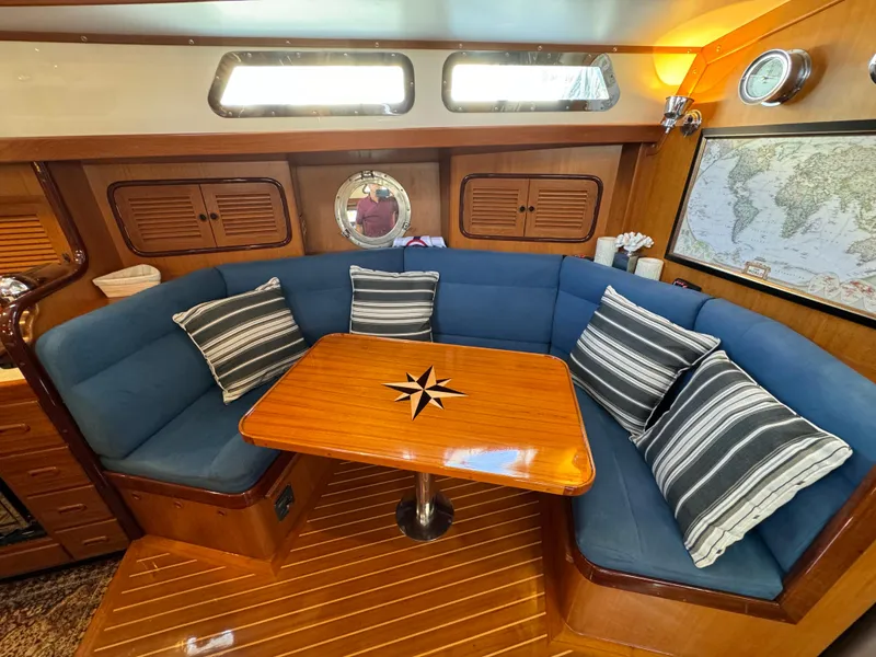 2000 Tayana Center Cockpit