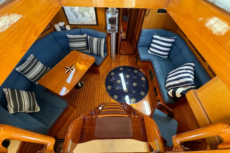2000 Tayana Center Cockpit