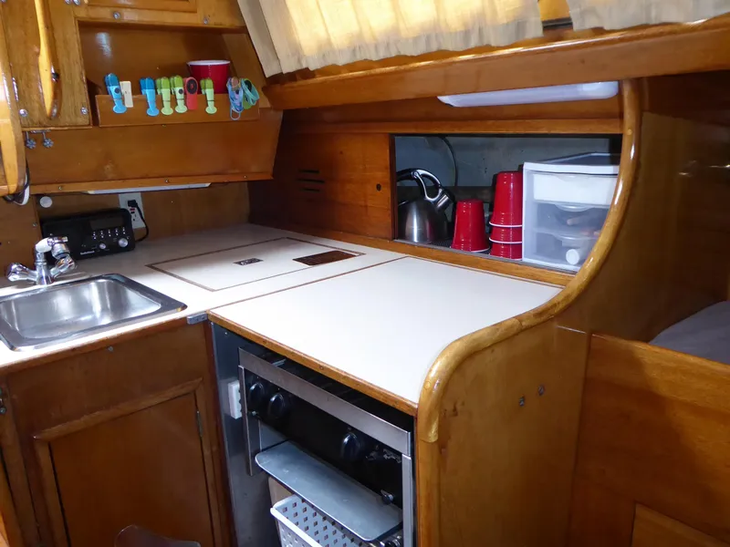 1969 Hinckley 38
