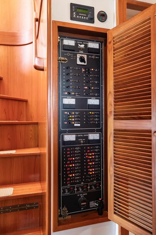 1996 Kadey-Krogen 48 Whaleback