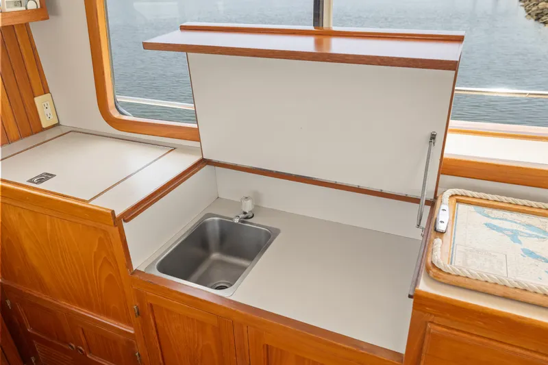 1996 Kadey-Krogen 48 Whaleback