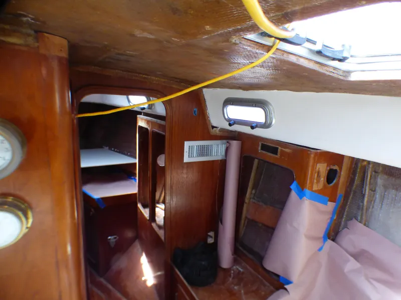 1980 Gulfstar 44 Sail (project Boat)