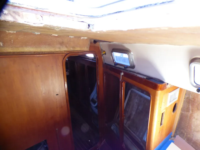 1980 Gulfstar 44 Sail (project Boat)