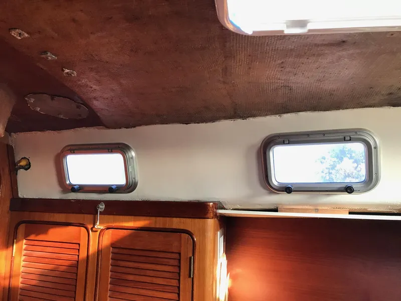 1980 Gulfstar 44 Sail (project Boat)