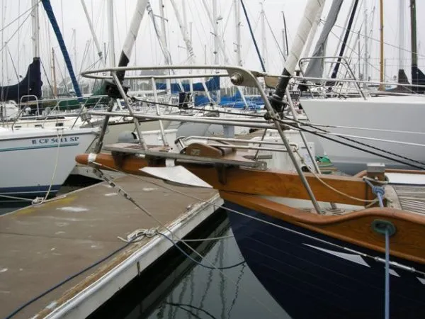 Bow w/S/S anchor
