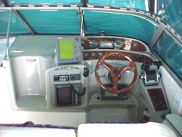 1997 Maxum 3000 SCR