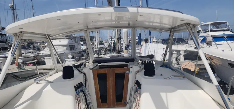 2010 Catalina 445