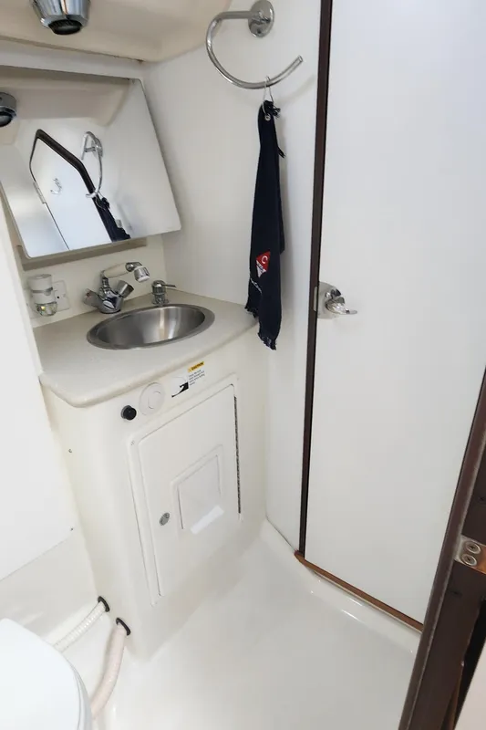 2010 Catalina 445