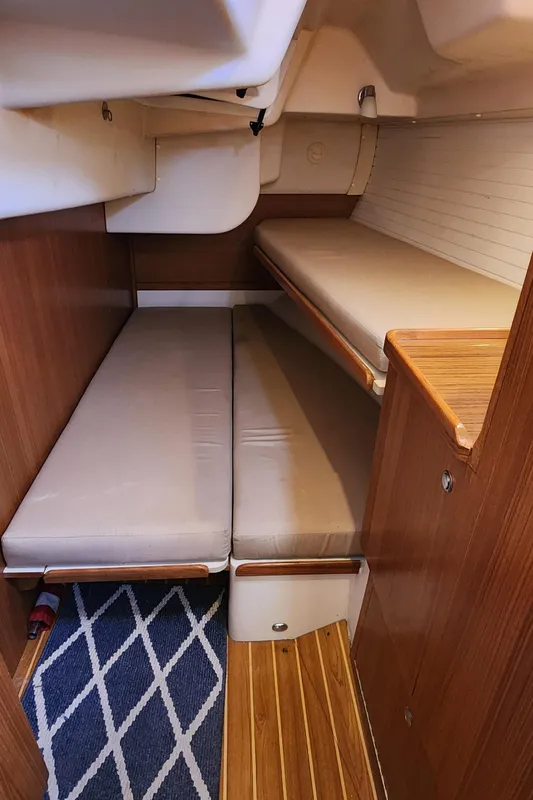 2010 Catalina 445