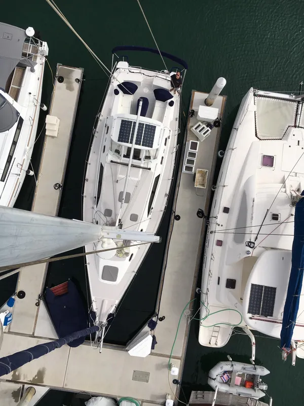 2010 Catalina 445