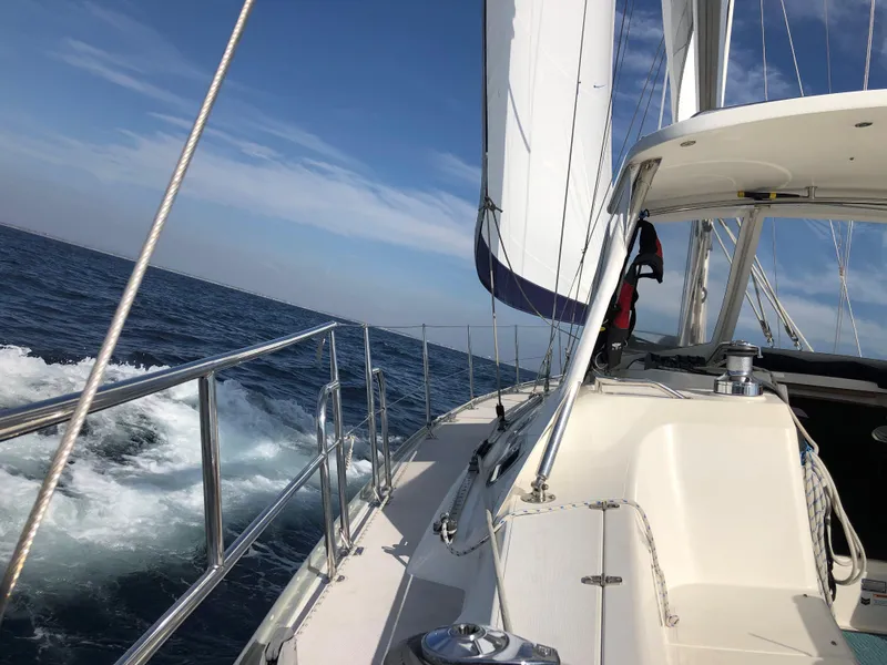 2010 Catalina 445