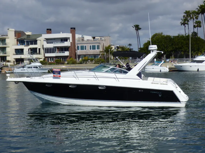 2004 Formula 31 Performance Cruiser