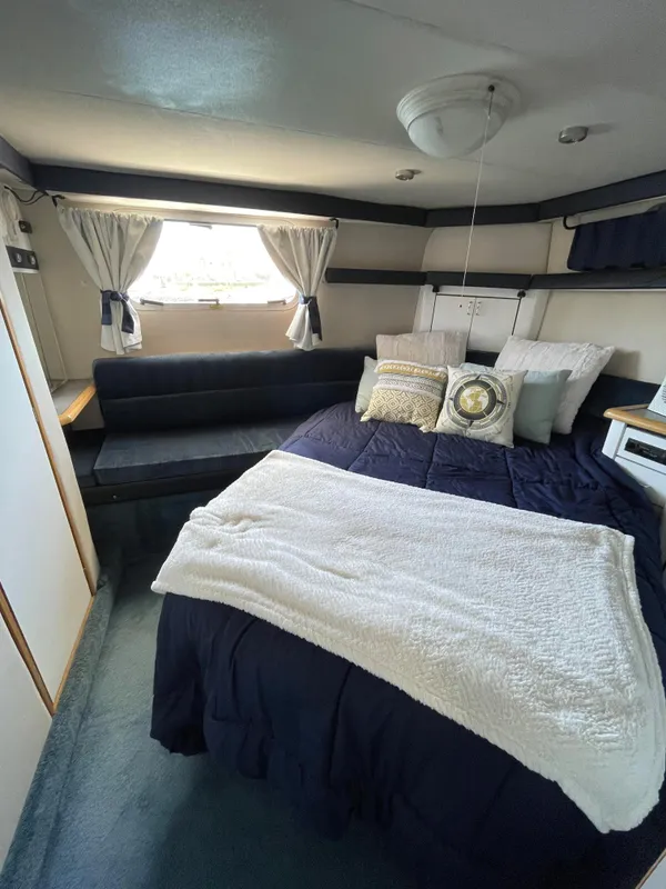 1991 Bayliner 4387 Motoryacht