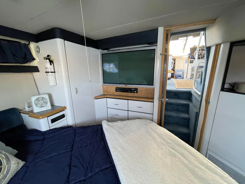 1991 Bayliner 4387 Motoryacht